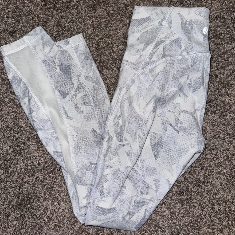 LULULEMON LEGGINGS